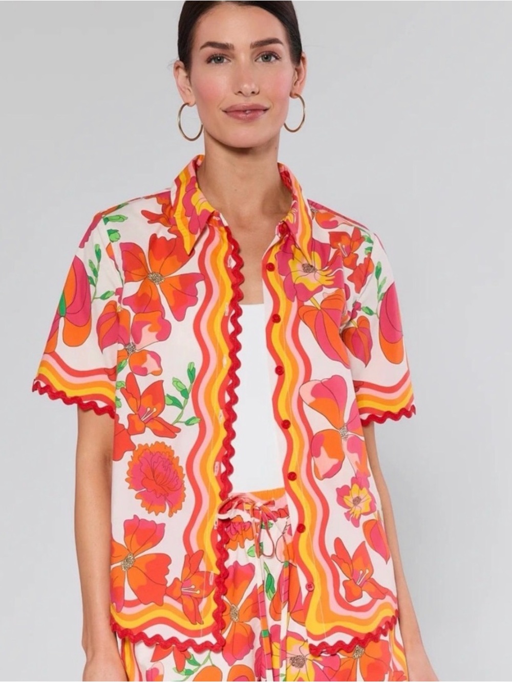 NWT Avara Melissa Floral Top